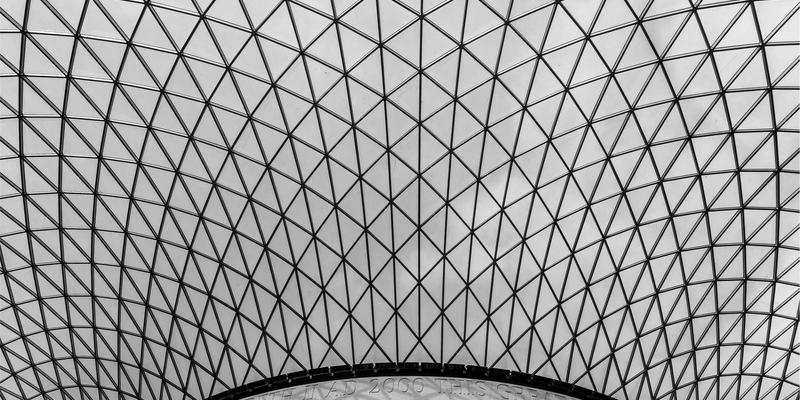 工具五金、安全设备与工业耗材：构建现代工业生产的三大支柱