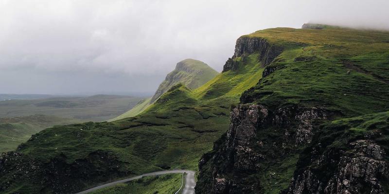 工具五金实战指南：管钳、管割刀与螺纹修复器的专业应用技巧